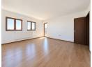 Apartament nou cu 3 camere decomandate, 113mp, etaj 1, finisat, cu 2 bai si 3 balcoane, parcare, in Zorilor