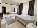 Apartament cu 3 camere decomandate, 70mp, etaj intermediar, finisat modern, mobilat si utilat, cu 2 bai si 2 balcoane, zona 21 Decembrie