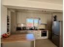 Apartament nou cu 3 camere, 98mp, etaj 1, superfinisat, mobilat si utilat, cu parcare, 2 bai si 2 balcoane